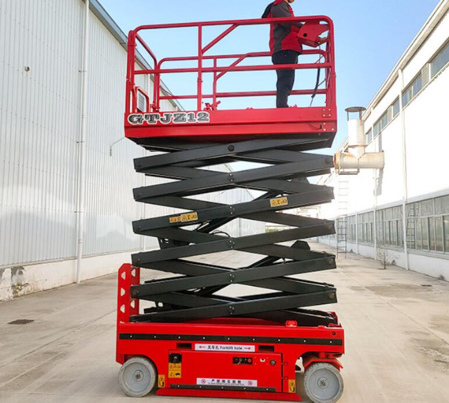 上栗自行走移动式升降机